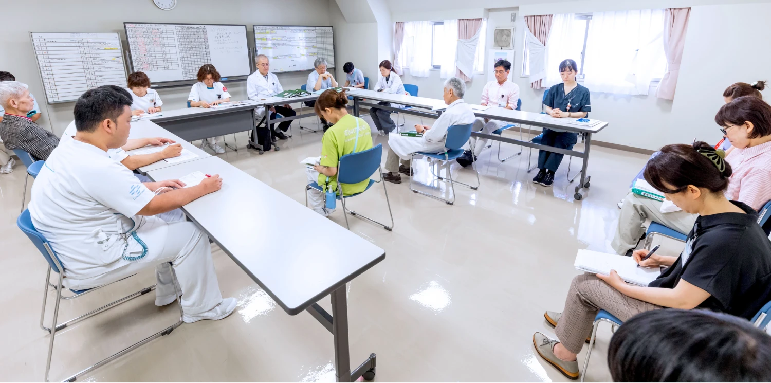 高知県高知市で精神科（総合心療センター）の診療を行う近森病院